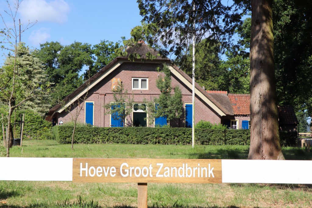 Hoeve groot zandbrink